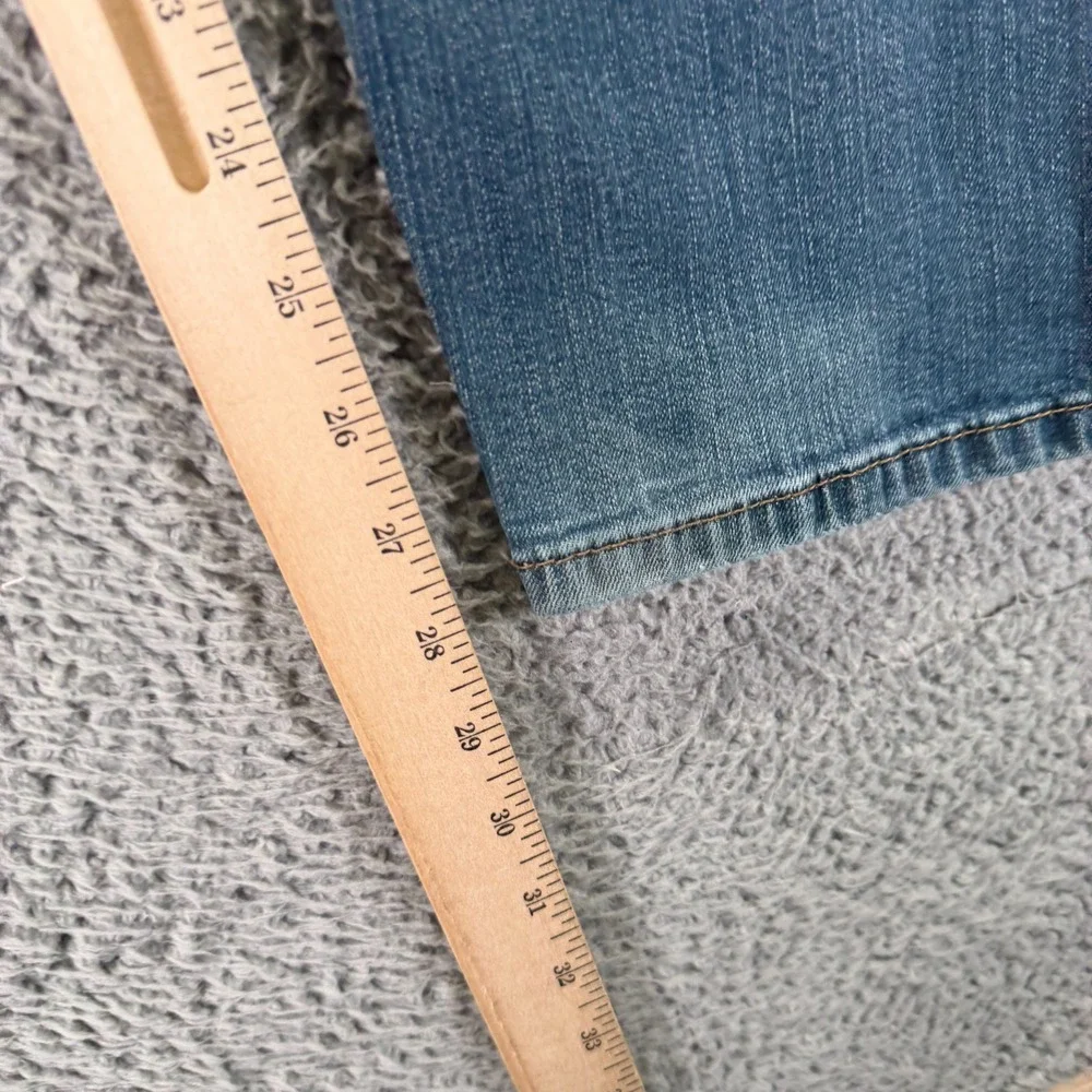 Levis there discrepancy